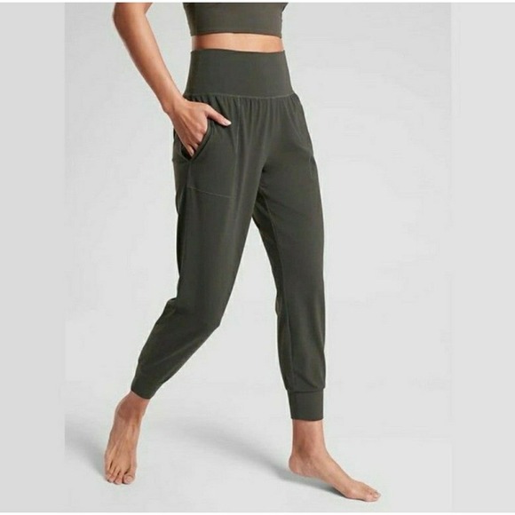 Athleta Pants - Athleta forest green cruise jogger soft comfort lounge wear athleisure yoga